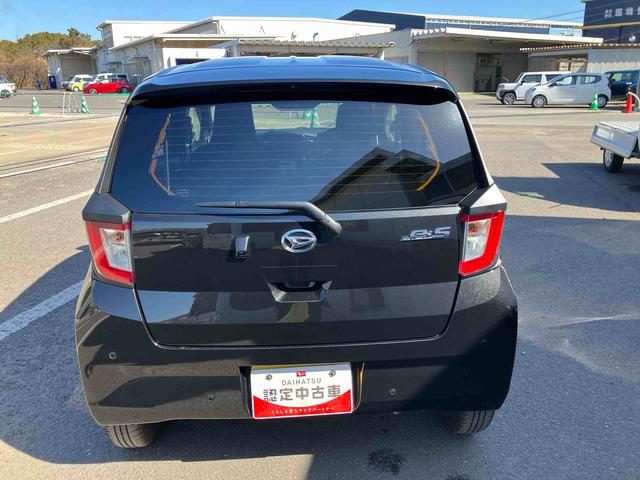 ミライース Ｘ　ＳＡＩＩＩ　ワンオーナー　走行距離無制限１２ヶ月保証付き　イモビライザー　キーレスエントリーシステム　車線逸脱警報装置　ｉ－ｓｔｏｐ　ワンオーナー車　オートＬＥＤ　運転席エアバッグ　Ｂカメラ　横滑り防止機能　整備記録簿有（11枚目）