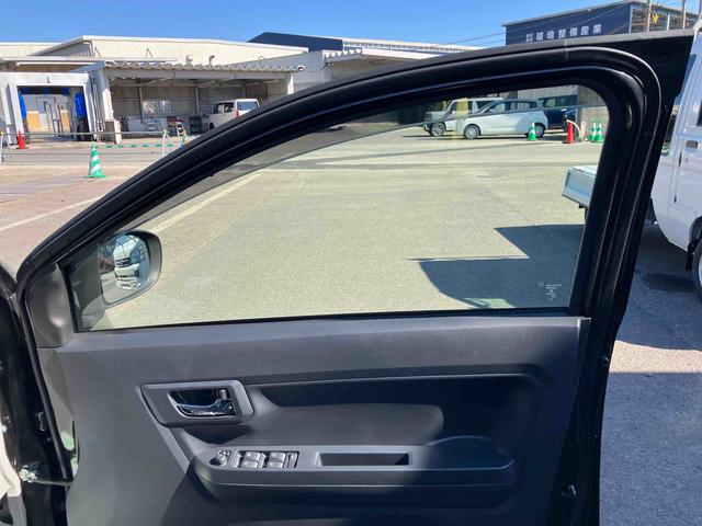 ミライース Ｘ　ＳＡＩＩＩ　ワンオーナー　走行距離無制限１２ヶ月保証付き　イモビライザー　キーレスエントリーシステム　車線逸脱警報装置　ｉ－ｓｔｏｐ　ワンオーナー車　オートＬＥＤ　運転席エアバッグ　Ｂカメラ　横滑り防止機能　整備記録簿有（29枚目）