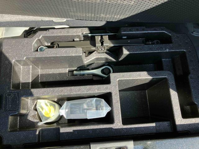 ミライース Ｘ　ＳＡＩＩＩ　ワンオーナー　走行距離無制限１２ヶ月保証付き　イモビライザー　キーレスエントリーシステム　車線逸脱警報装置　ｉ－ｓｔｏｐ　ワンオーナー車　オートＬＥＤ　運転席エアバッグ　Ｂカメラ　横滑り防止機能　整備記録簿有（41枚目）