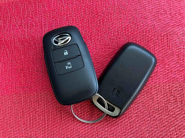 タント Ｘ　走行距離無制限１２ヶ月保証付き　キーレスエントリーシステム　盗難防止アラーム　衝突軽減ブレーキサポート　ＡＵＸ端子　ｉ－ｓｔｏｐ　ｂｌｕｅｔｏｏｔｈ　禁煙　ナビ　シートヒター　ＤＶＤ再生機能　ＬＤＷ（8枚目）