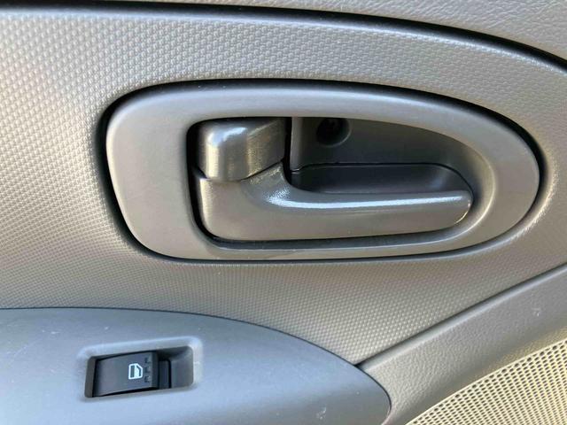 タント Ｘリミテッド　走行距離無制限１２ヶ月保証付き　キーフリースマートキー　点検記録簿　片側スライドドア　ＷエアＢ　アルミホイル　運転席エアバック　キーレスエントリーシステム　禁煙　ＡＢＳ（33枚目）