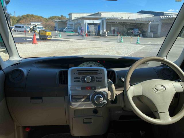 タント Ｘリミテッド　走行距離無制限１２ヶ月保証付き　キーフリースマートキー　点検記録簿　片側スライドドア　ＷエアＢ　アルミホイル　運転席エアバック　キーレスエントリーシステム　禁煙　ＡＢＳ（37枚目）