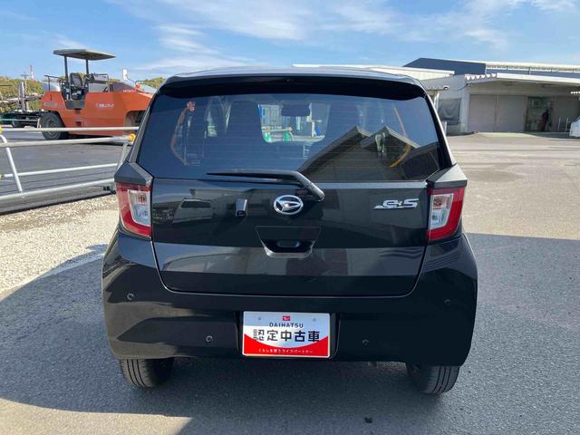 ミライース Ｘ　ＳＡＩＩＩ　ワンオーナー　走行距離無制限１２ヶ月保証付き　イモビライザー　キーレスエントリーシステム　車線逸脱警報装置　ｉ－ｓｔｏｐ　ＬＥＤヘットランプ　衝突安全ボディ　ワンオーナー車　オートＬＥＤ　運転席エアバッグ　Ｂカメラ（17枚目）