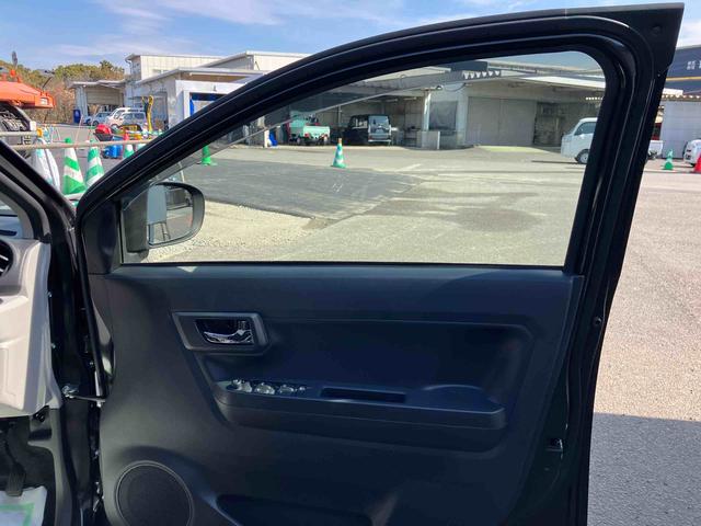 ミライース Ｘ　ＳＡＩＩＩ　ワンオーナー　走行距離無制限１２ヶ月保証付き　イモビライザー　キーレスエントリーシステム　車線逸脱警報装置　ｉ－ｓｔｏｐ　ＬＥＤヘットランプ　衝突安全ボディ　ワンオーナー車　オートＬＥＤ　運転席エアバッグ　Ｂカメラ（32枚目）