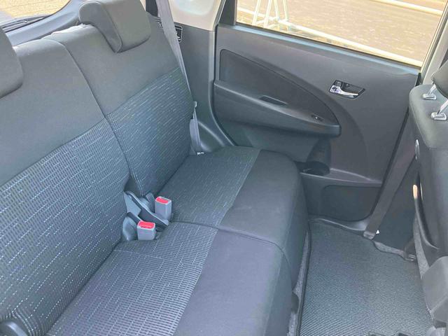 ムーヴ カスタム　Ｘ　走行距離無制限１２ヶ月保証付き　アイドリングストップ車　Ｂｌｕｅｔｏｏｔｈ音楽　禁煙　運転席エアバック　イモビライザー　ＤＶＤ再生可　ドラレコ　ＡＵＸ　ＡＷ　助手席エアバック　ＥＳＣ　ＡＢＳ　ＵＳＢ（4枚目）