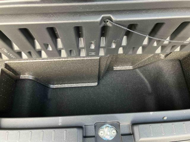 �O�ς̎ʐ^�͂������A�ԓ��̎ʐ^�i�R�U�O�x�摜�j���������������܂��B