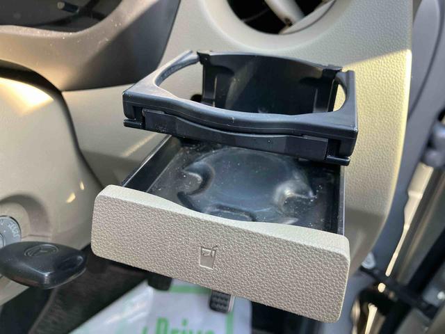 ミラ Ｘスペシャル　走行距離無制限１２ヶ月保証付き　運転席助手席エアバッグ　禁煙　ＤＶＤ再生　ＳＲＳ　メモリーナビ　ナビ　整備点検記録簿　ＡＢＳ　キ－レス（3枚目）