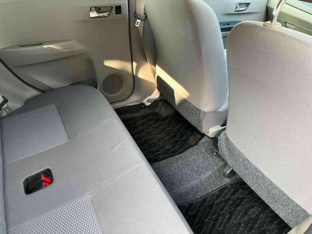 ミライース Ｘ　ＳＡ　走行距離無制限１２ヶ月保証付き　衝突被害軽減Ｂ　助手席エアバッグ　点検記録簿　ｉ－ｓｔｏｐ　横滑り防止装置　キーレスキー　運転席エアバッグ　禁煙車　ＡＢＳ　盗難防止アラーム　ＡＷ（4枚目）