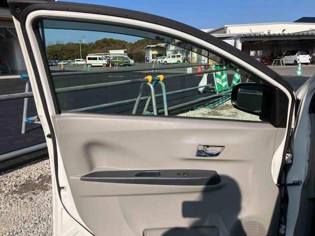 ミライース Ｘ　ＳＡ　走行距離無制限１２ヶ月保証付き　衝突被害軽減Ｂ　助手席エアバッグ　点検記録簿　ｉ－ｓｔｏｐ　横滑り防止装置　キーレスキー　運転席エアバッグ　禁煙車　ＡＢＳ　盗難防止アラーム　ＡＷ（33枚目）