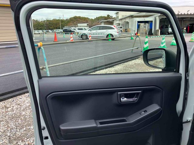 タフト G ワンオーナー 走行距離無制限12ヶ月保証付き セキュリティーアラーム LEDへッドライト シートヒータ USB接続 Bカメラ ムーンルーフ 車線逸脱防止 禁煙 キーフリー 1オーナー スマートキー&プッシュスタート(35枚目)