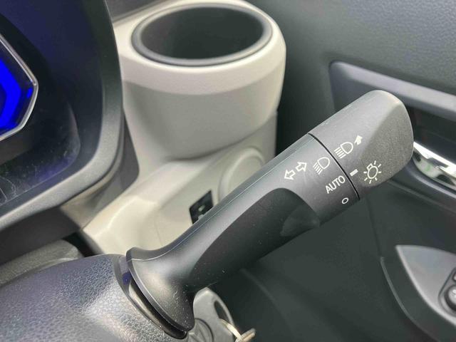 ミライース Ｘ　リミテッドＳＡＩＩＩ　走行距離無制限１２ヶ月保証付き　ナビゲーション搭載　ドライブレコーダー搭載　バックカメラ付き　アイドリングストップ車　コーナーセンサー付き　オートライト　オートハイビーム（28枚目）