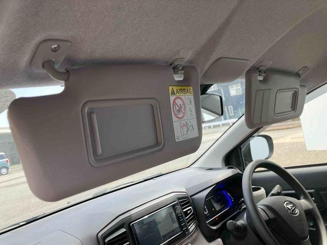 ミライース Ｘ　リミテッドＳＡＩＩＩ　走行距離無制限１２ヶ月保証付き　ナビゲーション搭載　ドライブレコーダー搭載　バックカメラ付き　アイドリングストップ車　コーナーセンサー付き　オートライト　オートハイビーム（41枚目）