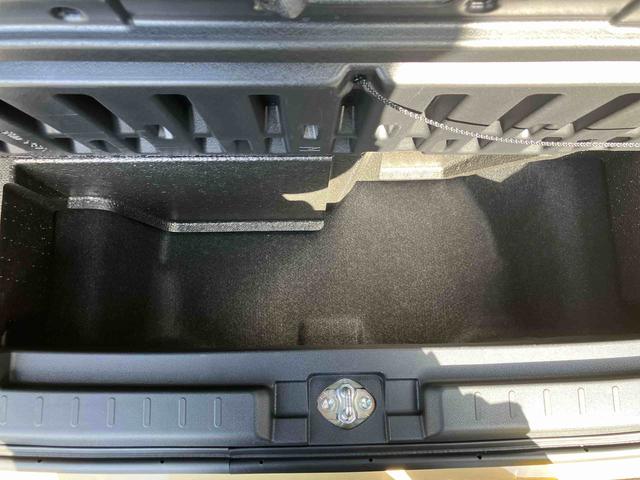 ムーヴ X ワンオーナー 走行距離無制限12ヶ月保証付き 盗難防止装置 キーレスエントリー スマートキー アイドリングストップ バックカメラ オートライト オートマチックハイビーム レーンキープアシスト 誤発進抑制装置(50枚目)