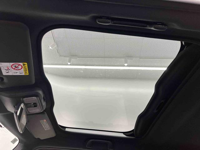 �X�^�b�t�́A�}�X�N���p�ɂĐڋq���΂����Ē����܂��B