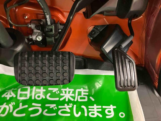 ジャンボエクストラ　ワンオーナー　走行距離無制限１２ヶ月保証付き　踏み間違い防止　ＬＤＡ　スマートキー・プッシュスタート　ワンオーナ　リモコンキー　ＬＥＤランプ　切替４ＷＤ　ＡＵＴＯライト　オートマチックハイビーム　禁煙車　記録簿（画像30）