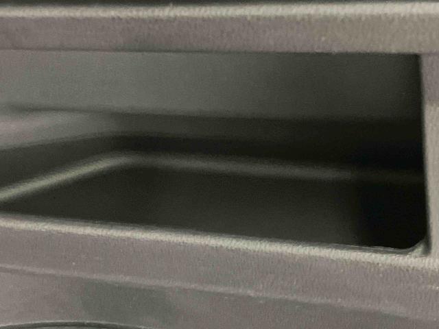 ＲＳ　ワンオーナー　走行距離無制限１２ヶ月保証付き　Ｉ－ＳＴＯＰ　Ｂカメラ付　両側パワスラドア　車線逸脱　ＢＩｕｅｔｏｏｔｈ　アダプティブクルコン　Ｗエアバック　衝突被害軽減装置　禁煙　１オーナー　キーフリー　ＵＳＢ入力（画像46）