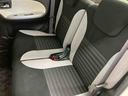 入口には除菌スプレーを設置しておりますので、ご自由にご利用ください。