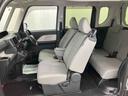 入口には除菌スプレーを設置しておりますので、ご自由にご利用ください。