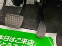 「支払い総額」は、弊社管轄エリア内登録で店頭納車の場合の金額となっております。