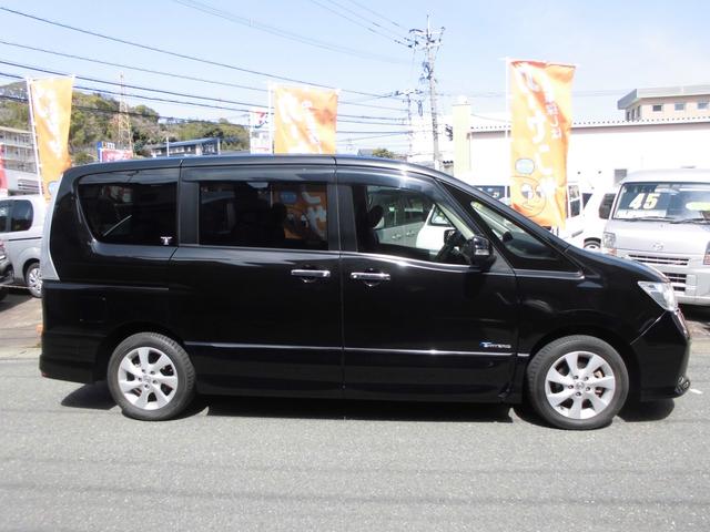 セレナ ハイウェイスター S-ハイブリッド(4枚目)