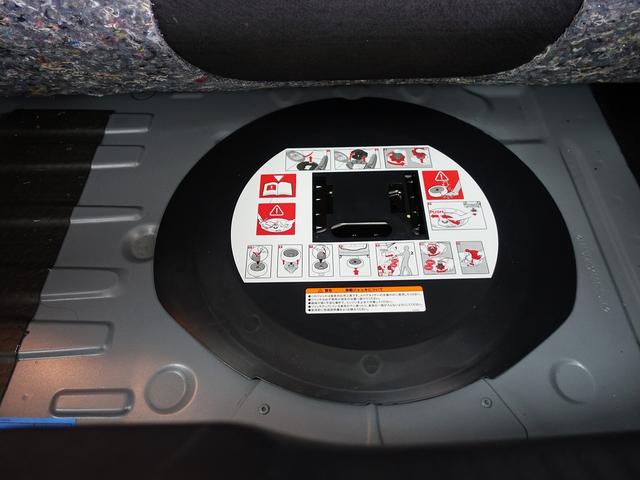 ルーテシア ゼン　後期モデル　オプション外装色　オプションＬＥＤピュアビジョンライト装着車　禁煙車　インテークバルブ＆燃焼室内洗浄対策済物件　ガラス面水垢＆ウロコ除去施工済（26枚目）