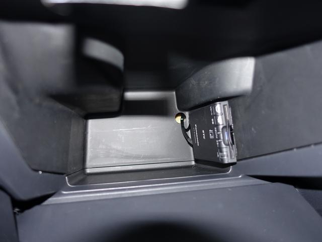 ルーテシア ゼン　後期モデル　オプション外装色　オプションＬＥＤピュアビジョンライト装着車　禁煙車　インテークバルブ＆燃焼室内洗浄対策済物件　ガラス面水垢＆ウロコ除去施工済（39枚目）