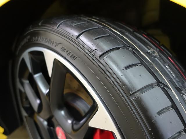 アバルト５９５ コンペティツィオーネ　左ハンドル　タイヤ４本新品　ＤＵＮＬＯＰ　ＤＩＲＥＺＺＡ装着　ｐｉｏｎｅｅｒ製メモリナビＲＺ８００　ＤＶＤ再生　ＵＳＢ端子入力　Ａプレート新品　禁煙車（60枚目）
