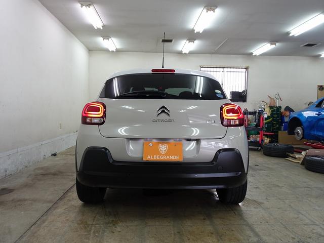 Ｃ３ シャイン　後期型　人気色サーブル　禁煙車　ＣａｒＰＬＡＹ機能ディスプレイオーディオ　セルスター製前後ドライブレコーダー　新規格ＥＴＣ（8枚目）