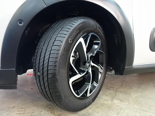 Ｃ３ シャイン　後期型　人気色サーブル　禁煙車　ＣａｒＰＬＡＹ機能ディスプレイオーディオ　セルスター製前後ドライブレコーダー　新規格ＥＴＣ（50枚目）