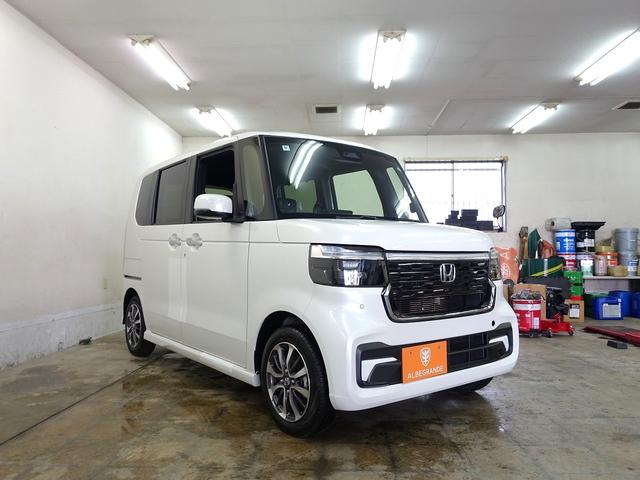 N-BOXカスタム ベースグレード 大画面9インチコネクトナビ地デジTV装着 CarPLAY機能 純正バックカメラ 登録済未使用車 新品純正フロアマットセット シートヒーター 左側電動スライドドア(4枚目)