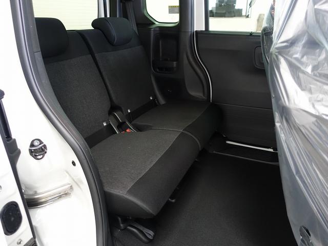 N-BOXカスタム ベースグレード 大画面9インチコネクトナビ地デジTV装着 CarPLAY機能 純正バックカメラ 登録済未使用車 新品純正フロアマットセット シートヒーター 左側電動スライドドア(17枚目)