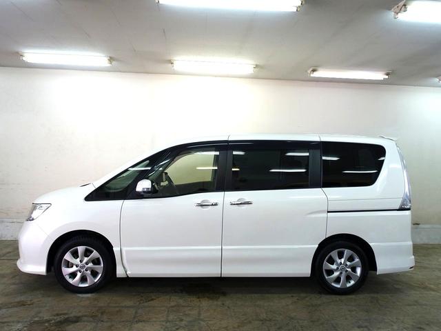 セレナ ハイウェイスター　Ｖセレクション　８人乗り　禁煙車　ダブルエアコン　ナビ地デジＴＶ　ＤＶＤ再生　バックカメラ　前後ドライブレコーダー　２０２５年製日本製タイヤ装着（5枚目）