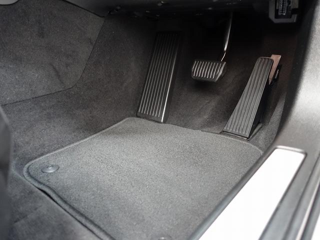 Ｖ６０ Ｔ５　モメンタム　ベースモデル　禁煙車　１オーナー車　ハーフレザー　タイヤ２本新品装着Ｍｉｃｈｅｌｉｎプライマシー４ＳＴ　純正ナビＴＶ　ＣａｒＰＬＡＹ機能　Ｂｌｕｅｔｏｏｔｈ機能　ＣＤ再生　ＥＴＣ（18枚目）