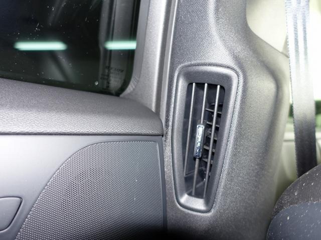 Ｖ６０ Ｔ５　モメンタム　ベースモデル　禁煙車　１オーナー車　ハーフレザー　タイヤ２本新品装着Ｍｉｃｈｅｌｉｎプライマシー４ＳＴ　純正ナビＴＶ　ＣａｒＰＬＡＹ機能　Ｂｌｕｅｔｏｏｔｈ機能　ＣＤ再生　ＥＴＣ（24枚目）