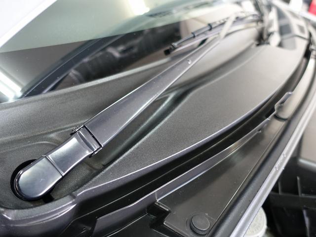 �J�E���g�b�v�p�l���̐��|�A���A�P�~�J���܂ɂēh�t�����s���Ă���܂��B�f�̏�Ԃ��f���炵���̂ł��̉������o���ł��B