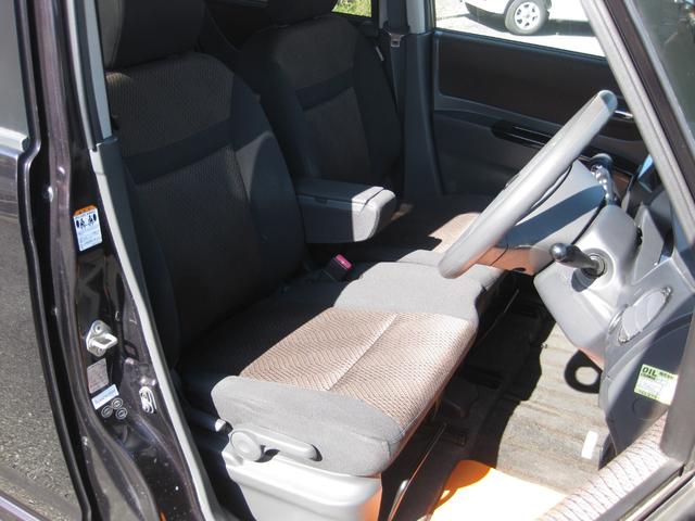 ルークス ハイウェイスター　左側パワースライドドア　ケンウッド製ＳＤナビ　フルセグ　ブルートゥースオーディオ　ＤＶＤ再生　スマートキー　プッシュスタート　純正エアロ　社外アルミ　オートエアコン　ＨＩＤ　フォグランプ　電格ミラー（11枚目）