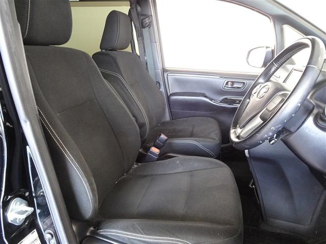 エスクァイア ハイブリッドXi 衝突被害軽減システム メモリーナビ ワンセグ バックカメラ ETC 3列シート LEDヘッドランプ スマートキー 乗車定員7人(4枚目)