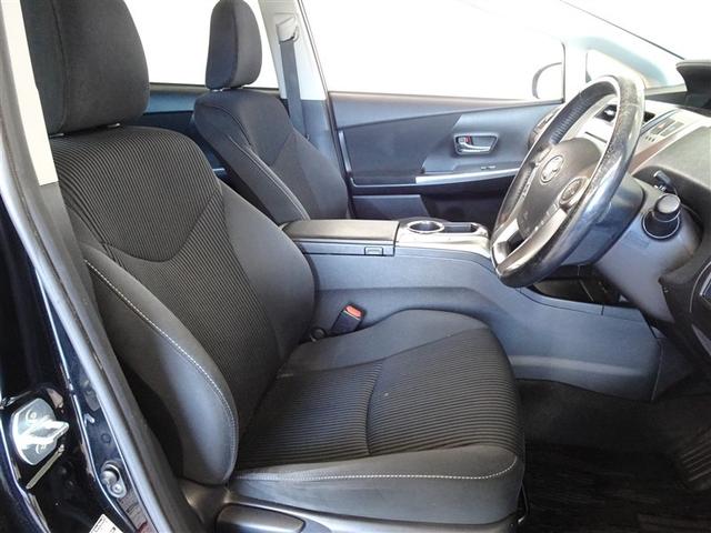 プリウスα Ｓツーリングセレクション　メモリーナビ　フルセグ　バックカメラ　ＥＴＣ　３列シート　ＬＥＤヘッドランプ　スマートキー　乗車定員７人（4枚目）