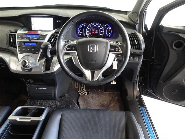 オデッセイ アブソルート　ＨＤＤナビ　フルセグ　後席モニター　バックカメラ　ＥＴＣ　３列シート　ＨＩＤヘッドライト　乗車定員７人（5枚目）