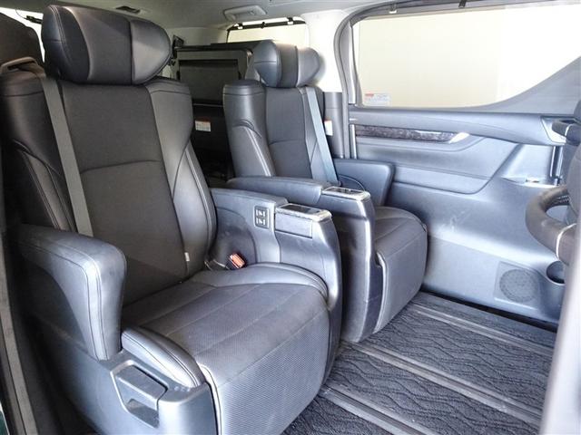 アルファード ２．５Ｓ　Ｃパッケージ　衝突被害軽減システム　メモリーナビ　フルセグ　後席モニター　バックカメラ　ＥＴＣ　両側電動スライド　フルエアロ　３列シート　ＬＥＤヘッドランプ　スマートキー　乗車定員７人（11枚目）