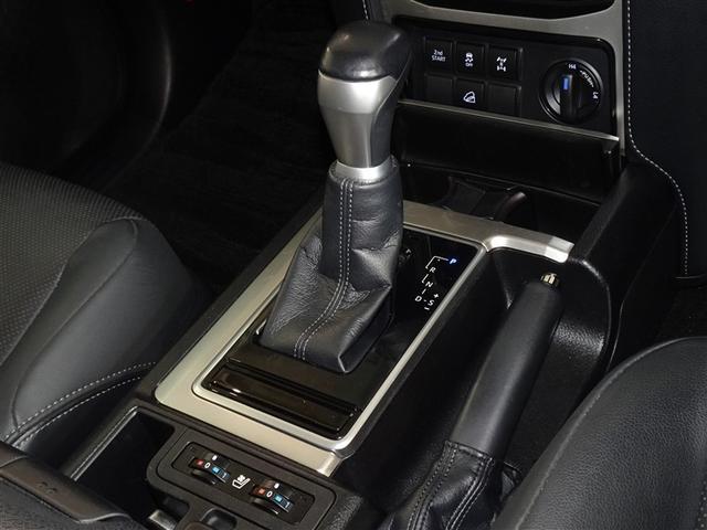 ランドクルーザープラド ＴＸ　Ｌパッケージ　衝突被害軽減システム　メモリーナビ　フルセグ　バックカメラ　ＥＴＣ　サンルーフ　フルエアロ　３列シート　ＬＥＤヘッドランプ　ディーゼル　４ＷＤ　スマートキー　乗車定員７人（15枚目）