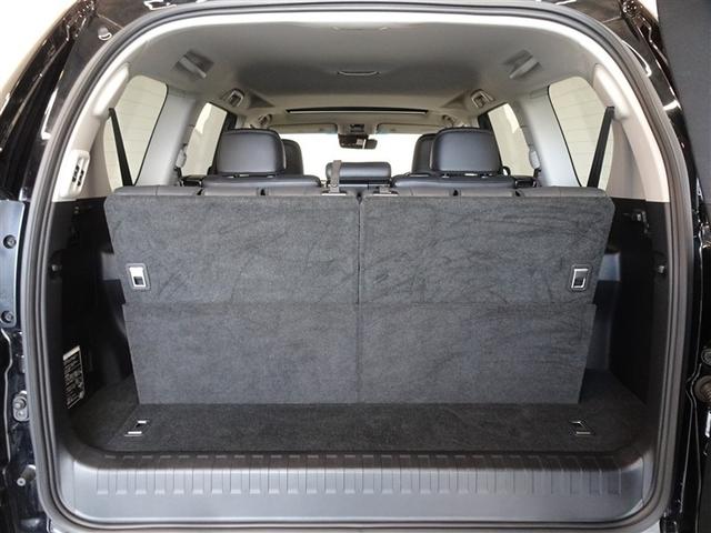 ランドクルーザープラド ＴＸ　Ｌパッケージ　衝突被害軽減システム　メモリーナビ　フルセグ　バックカメラ　ＥＴＣ　サンルーフ　フルエアロ　３列シート　ＬＥＤヘッドランプ　ディーゼル　４ＷＤ　スマートキー　乗車定員７人（24枚目）