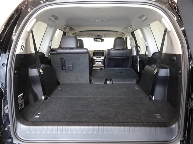 ランドクルーザープラド ＴＸ　Ｌパッケージ　衝突被害軽減システム　メモリーナビ　フルセグ　バックカメラ　ＥＴＣ　サンルーフ　フルエアロ　３列シート　ＬＥＤヘッドランプ　ディーゼル　４ＷＤ　スマートキー　乗車定員７人（25枚目）