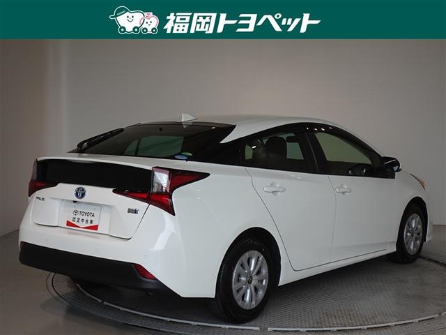 プリウス Ｓ　衝突被害軽減システム　メモリーナビ　フルセグ　バックカメラ　ＥＴＣ　ＬＥＤヘッドランプ　スマートキー（3枚目）