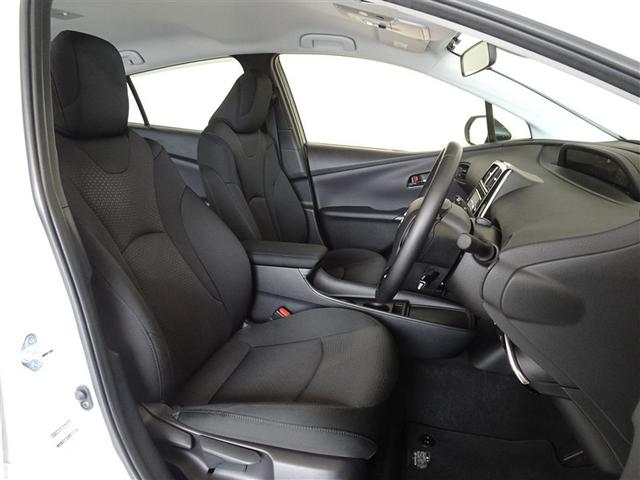 プリウス Ｓ　衝突被害軽減システム　メモリーナビ　フルセグ　バックカメラ　ＥＴＣ　ＬＥＤヘッドランプ　スマートキー（4枚目）