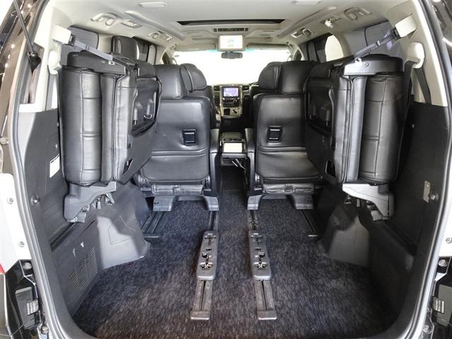 アルファード ２４０Ｓ　Ｃパッケージ　ＨＤＤナビ　フルセグ　後席モニター　バックカメラ　ＥＴＣ　両側電動スライド　３列シート　ＨＩＤヘッドライト　スマートキー　乗車定員７人（14枚目）