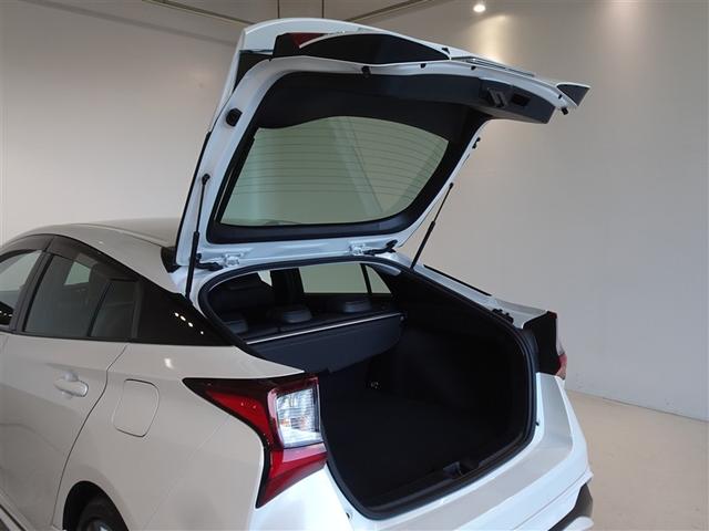 プリウス Ａプレミアム　ツーリングセレクション　衝突被害軽減システム　メモリーナビ　フルセグ　バックカメラ　ＥＴＣ　ドラレコ　フルエアロ　ＬＥＤヘッドランプ　スマートキー（25枚目）