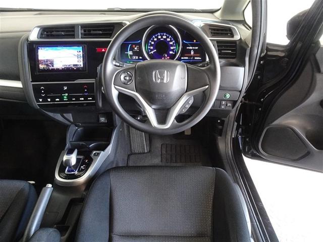 フィットハイブリッド Ｆパッケージ　メモリーナビ　フルセグ　バックカメラ　ＥＴＣ　スマートキー（5枚目）