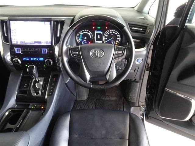 アルファードハイブリッド ＳＲ　衝突被害軽減システム　メモリーナビ　フルセグ　後席モニター　バックカメラ　ＥＴＣ　サンルーフ　両側電動スライド　３列シート　ＬＥＤヘッドランプ　４ＷＤ　スマートキー　乗車定員７人（5枚目）