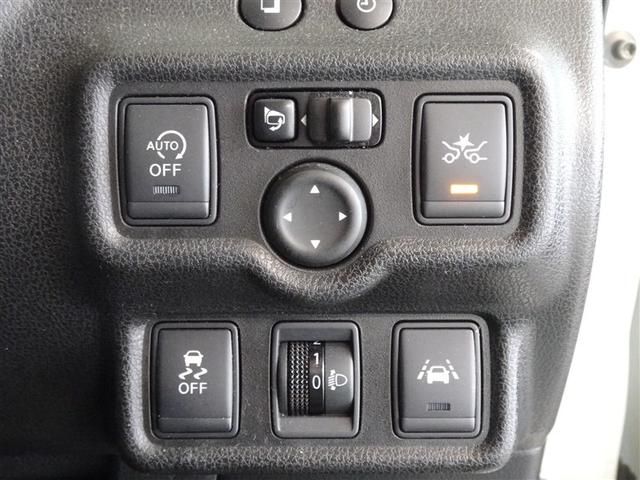 ノート Ｘ　ＤＩＧ－Ｓ　衝突被害軽減システム　メモリーナビ　フルセグ　バックカメラ　ＥＴＣ　スマートキー（11枚目）